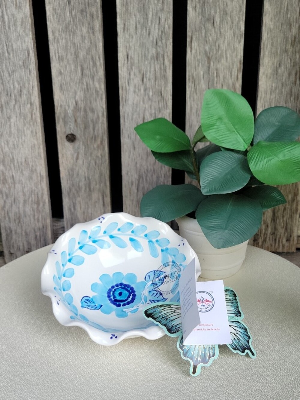 Vietri Hand-Painted Blue Floral Scalloped Ceramic Bowl Made In Italy - Picture 4 of 6